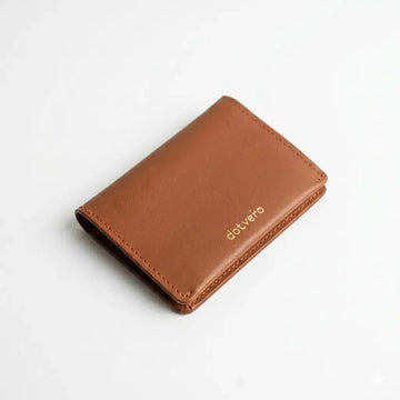 MINI WALLET WITH MAGNETIC LOCK